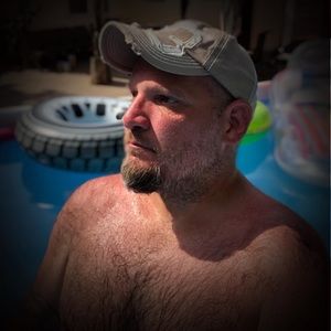 Meet your Posher, Gary